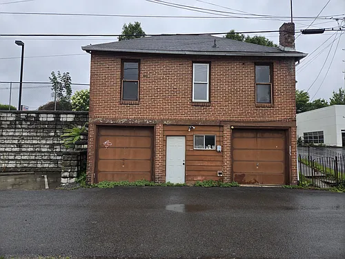 618 1/2 Fairmont Ave Photo 1