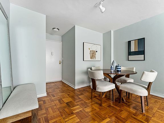 3rd image of 215 E 80th St APT 2G