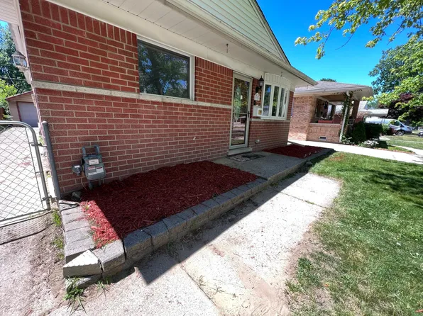 5909 Colonial St, Dearborn Heights, MI 48127