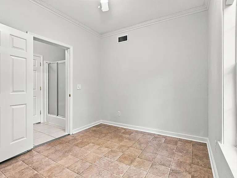 114 Cedar St #6 — Photo 14