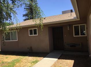 886 E Costner St, Farmersville, CA
