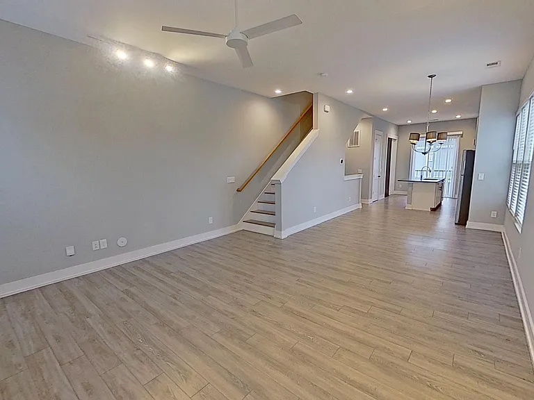 331 McIvers Aly — Photo 17