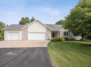 N9594 Onyx Ct, APPLETON, WI 54915
