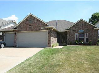 505 E Helena St, Broken Arrow, OK 74012