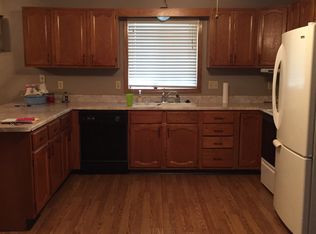 208 W Turner St, Irene, SD 57037