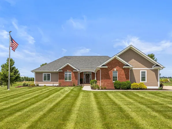 724 County Road 2175 N, Champaign, IL 61822