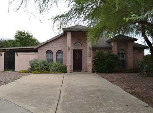 907 Deane Cir, Laredo, TX 78046
