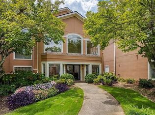 5302 Brooke Ridge Dr, Dunwoody, GA 30338