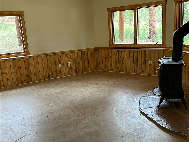 1381 Hill Rd — Photo 9