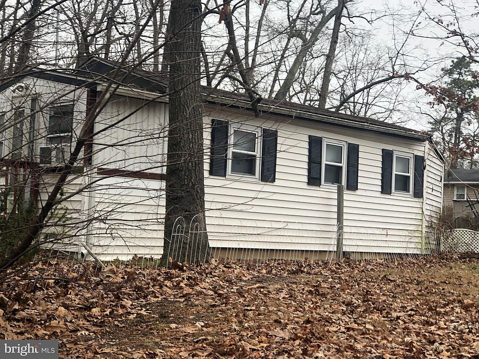 2nd image of 66 Verbena St