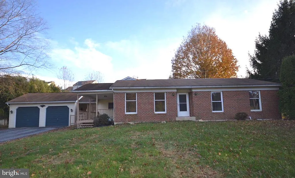 55 Long Rd photo 1