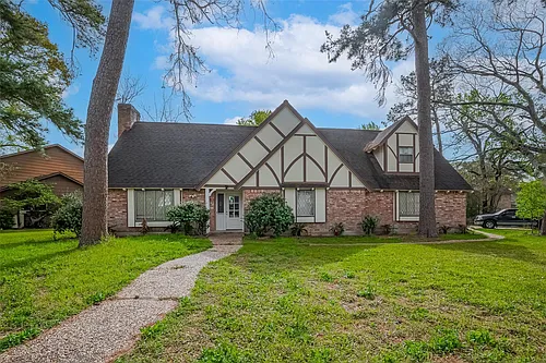 811 Loire Ln Photo 1