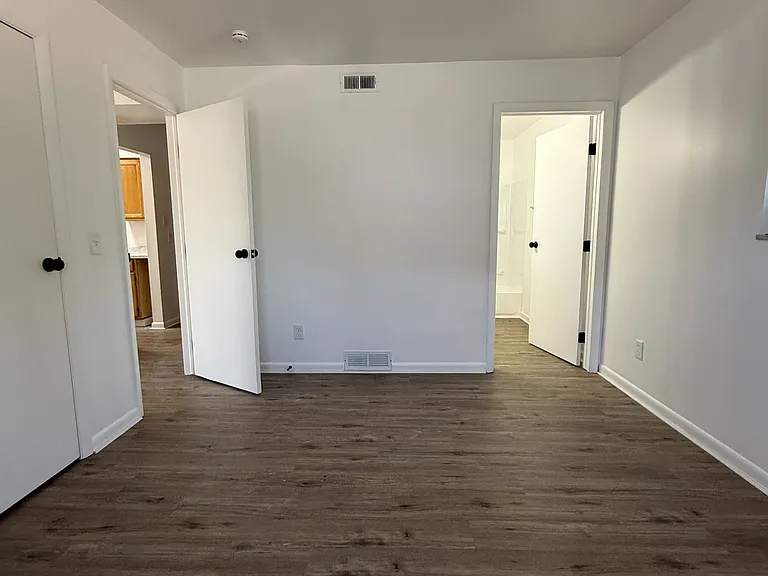 619 Willow St — Photo 6