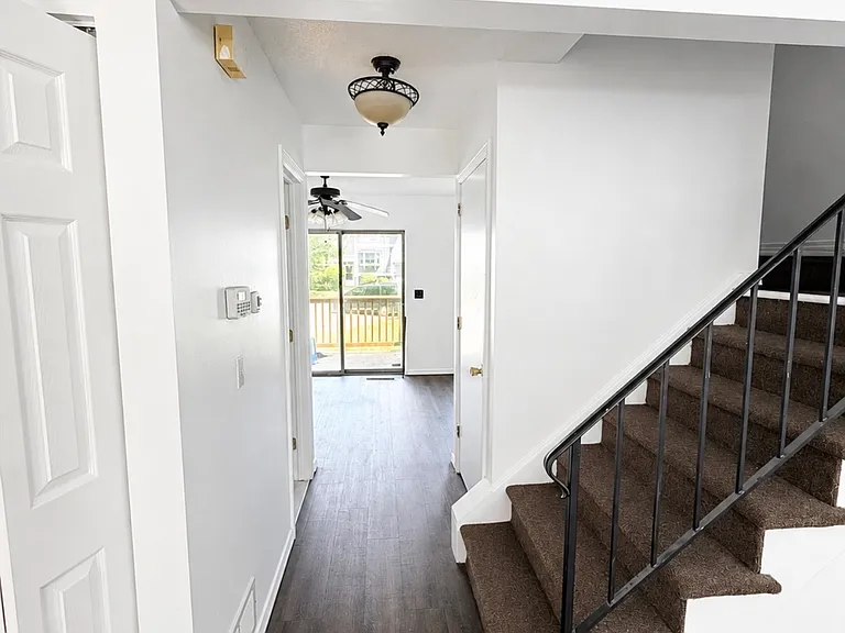 309 Terrace Ave #14 — Photo 7