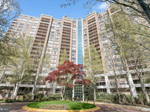 10101 Grosvenor Pl APT 1106, Rockville, MD 20852