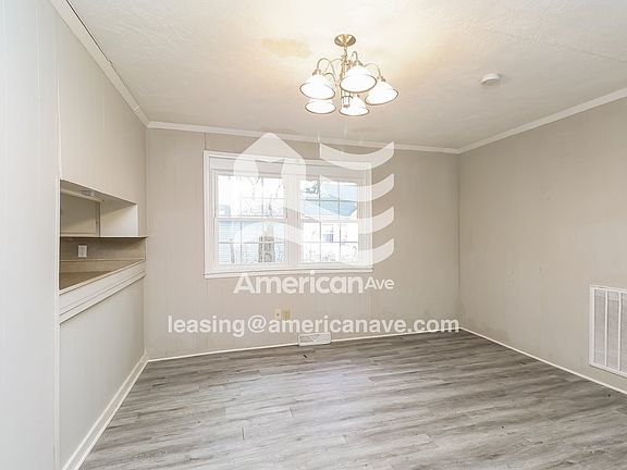 703128_005_dining_room_5.jpg