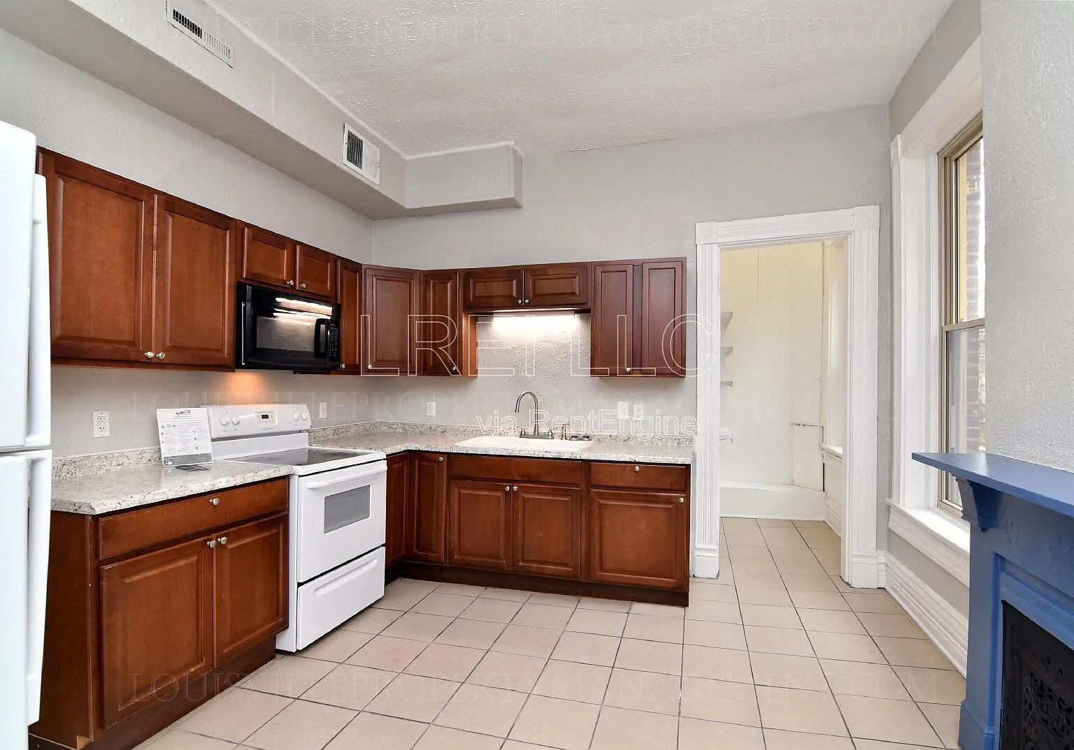 1 bed, 1.0 bath, 1100 sqft, $1,000 — Photo 4