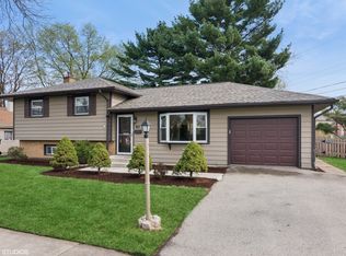 167 Glendale St, Wheeling, IL 60090