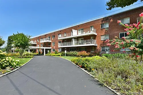 320 E Shore Rd #2A Photo 1
