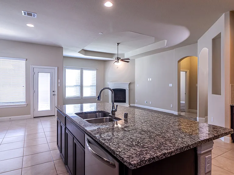 15613 Renshaw Way — Photo 10