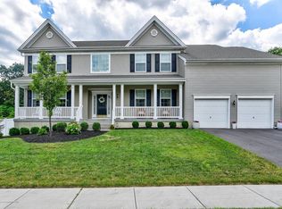 18 Christopher Dr, Howell, NJ 07731