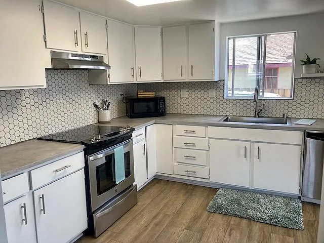 Lots of room for cooking with plenty of counter space.