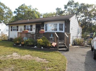 38 Rosalind Rd, Brick, NJ 08724