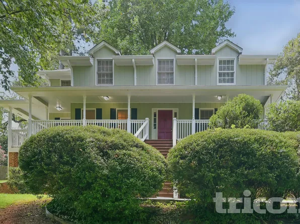 1516 Maple Ridge Dr, Suwanee, GA 30024