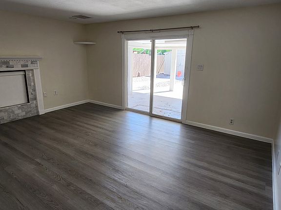 4th image of 124 Prince Ln