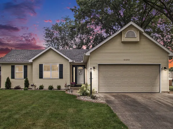 10249 Charles St, Osceola, IN 46561
