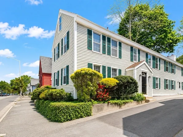 335-R Cabot St, Beverly, MA 01915