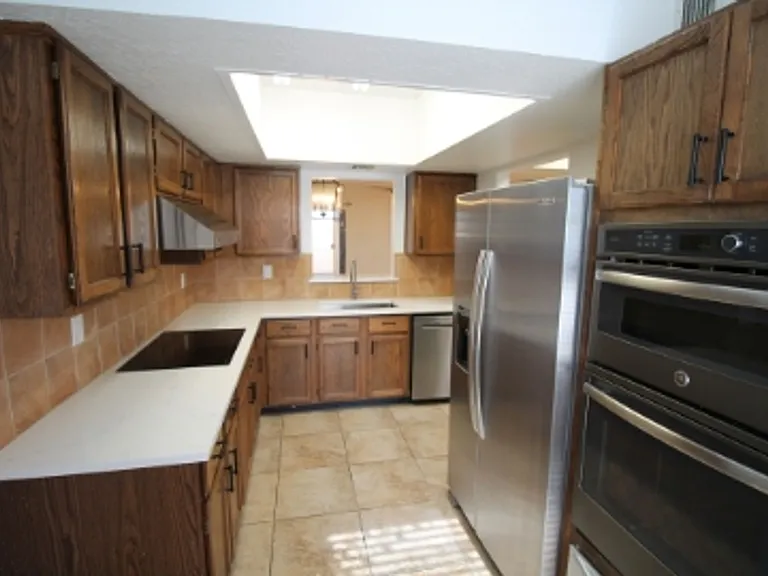 2486 N Ironwood Ridge Dr — Photo 8