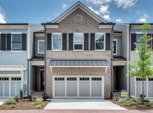 435 Maplewood Dr, Roswell, GA 30075