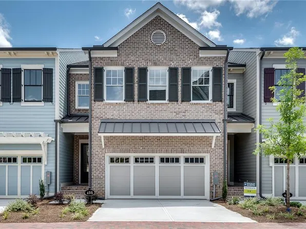 435 Maplewood Dr, Roswell, GA 30075