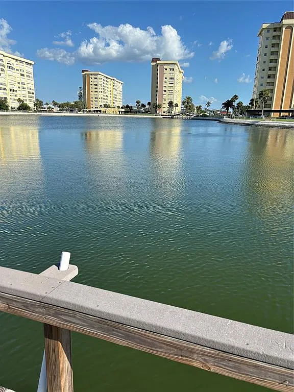 1 bed, 1.0 bath, 815 sqft, $2,000 — Photo 3
