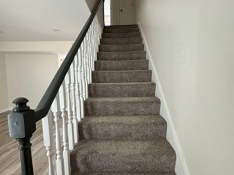 724 Due West Ave N #I — Photo 5