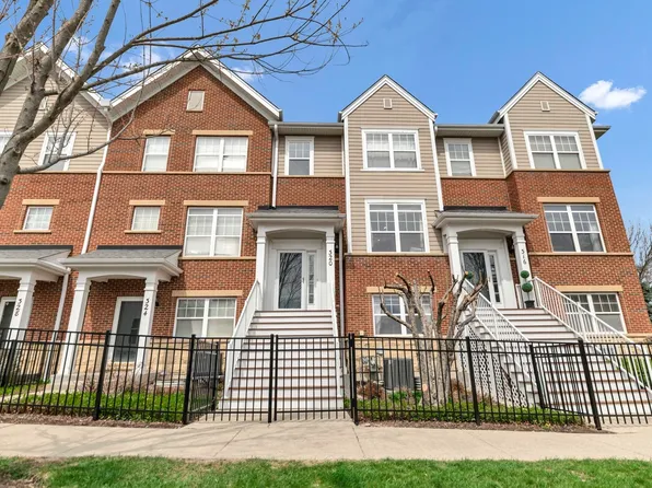 320 W Wood St, Palatine, IL 60067