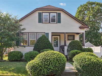 108 Waite Ave, Cranston, RI, 02905