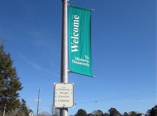 24 Johnson St, Onancock, VA 23417