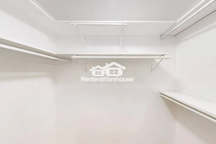 6407 Green Oaks Dr — Photo 31
