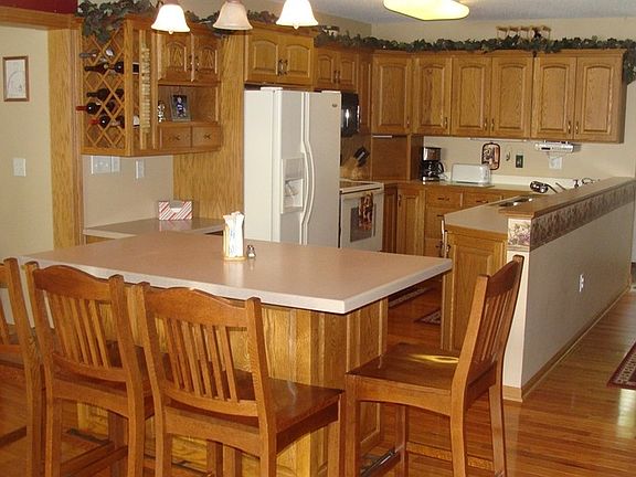 3rd image of 28918 N Lake Dr