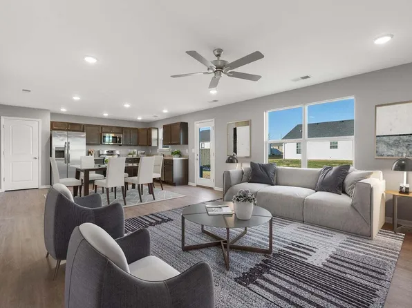 500 Cripple Creek Cir, Nicholasville, KY 40356