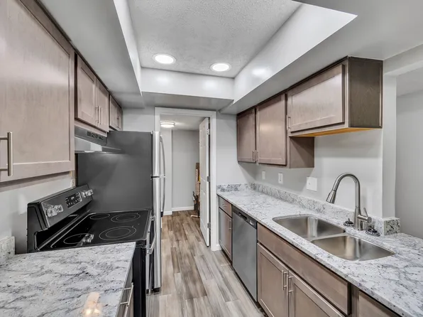 Brandychase Apartments