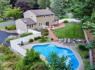26 Warren Rd, Sparta, NJ 07871