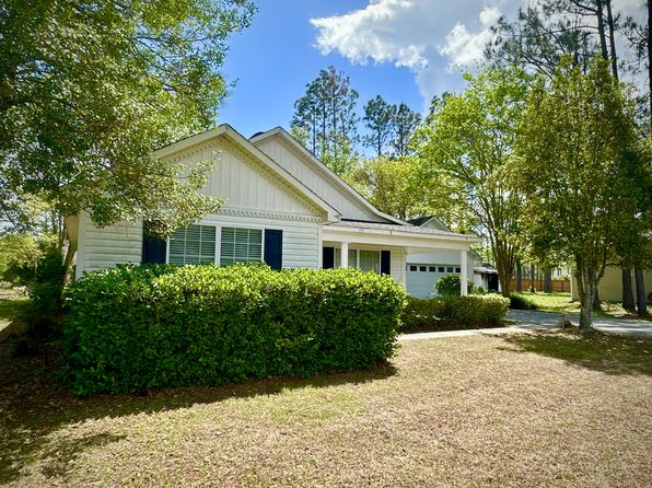 46 Live Oak Trl
