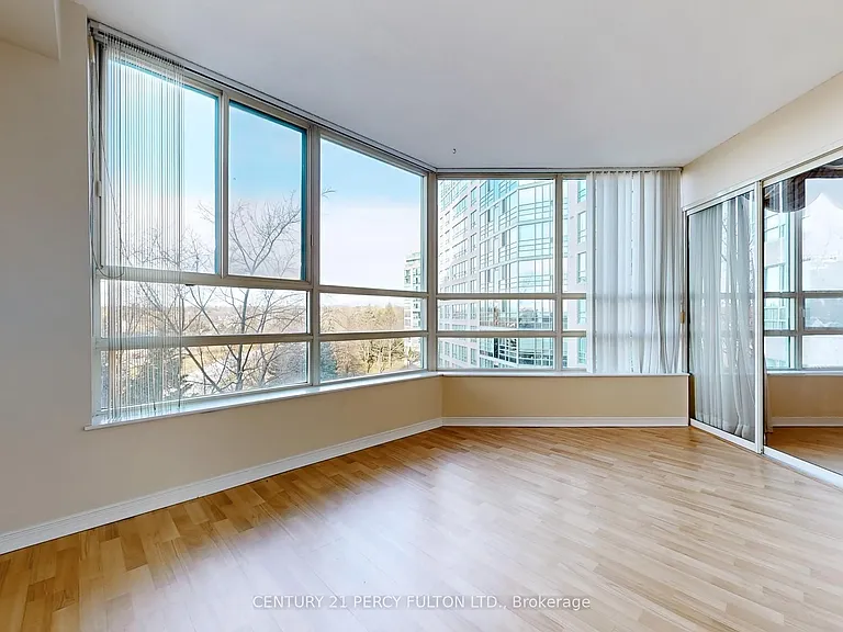 7805 Bayview Ave #625 — Photo 24