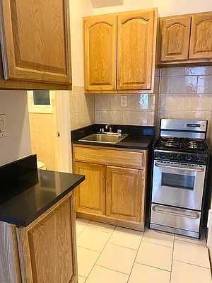 Rented by Paley Management | media 8