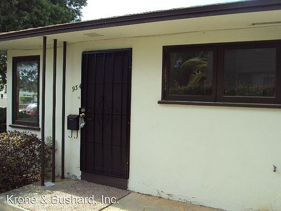 5th image of 934 Chalcedony St