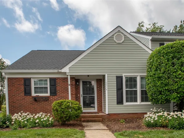 10934 Winterbourne Ct, Charlotte, NC 28277