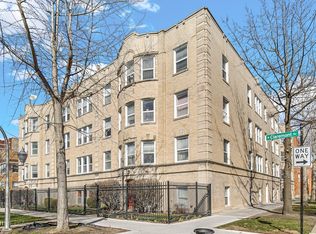 2316 W Rosemont Ave #3, Chicago, IL 60659